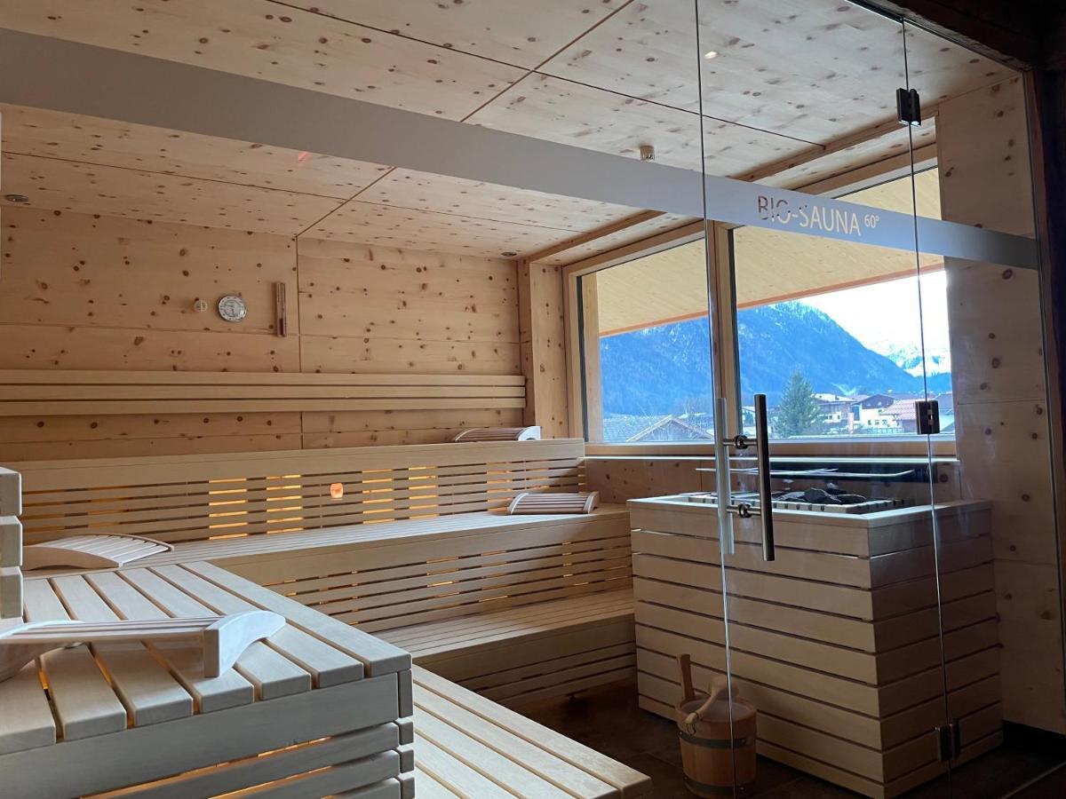 Pension Alpenperle Holzgau Kültér fotó