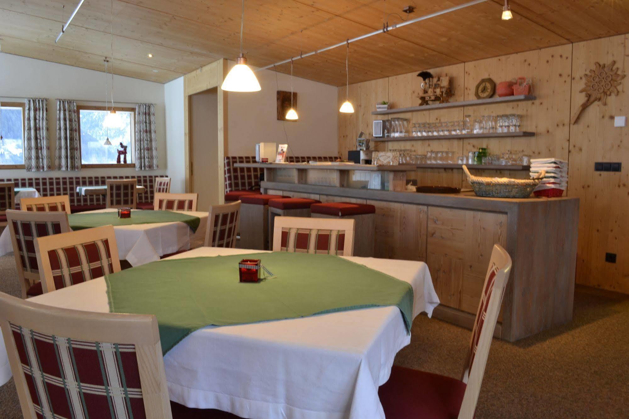 Pension Alpenperle Holzgau Kültér fotó